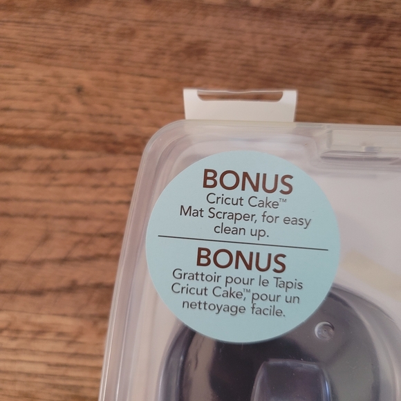 Cricut Cake Tool Kit - Picture 4 of 14